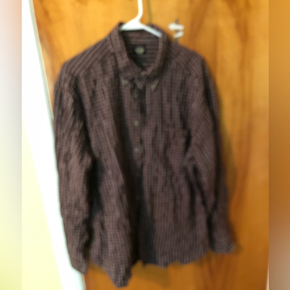 Dockets men’s button down